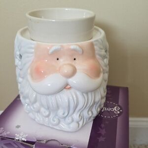 Scentsy Santa Claus Premium Warmer.